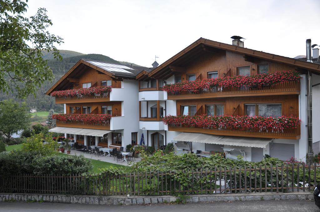 Hotel Waldheim Natz-Schabs Esterno foto
